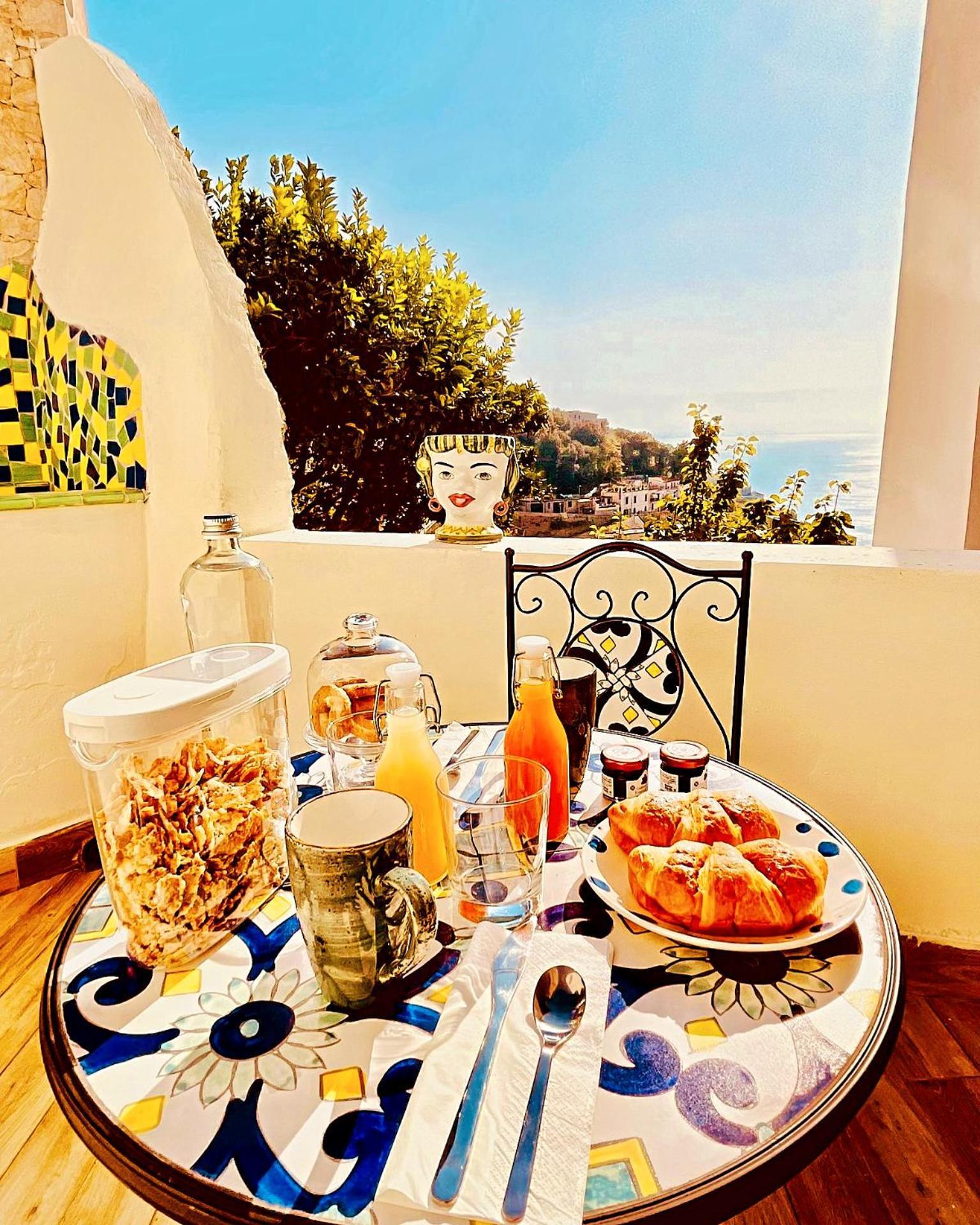 Borgo Virginia - Sea View In Amalfi Coast Apartment Vietri Exterior foto